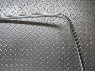 0646 Mercedes-Benz W123 230E Rear Windscreen Chrome Frame