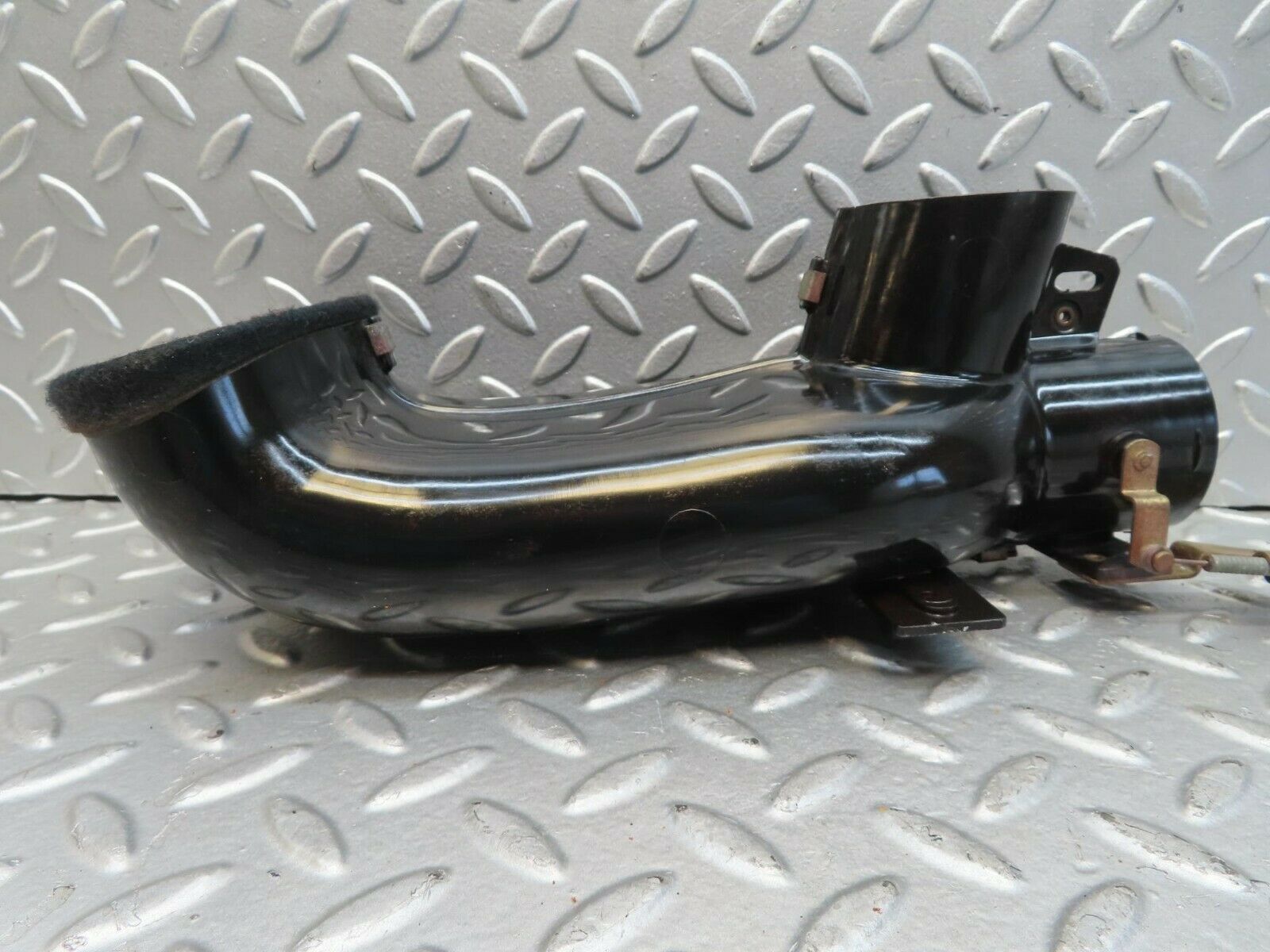 15528 Mercedes-Benz R107 450SL Coupe Heater Air Duct
