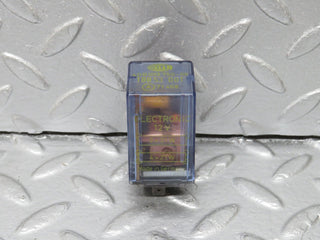 40315 Mercedes-Benz W110 230 Flasher Relay Hella 4DB003750-09