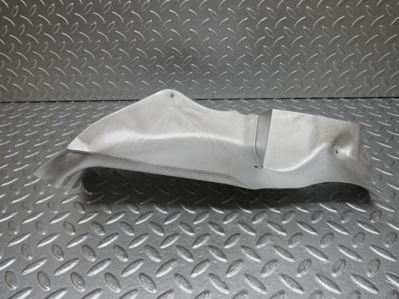 31423 Mercedes-Benz S124 220TE Wagon Exhaust Heat Shield