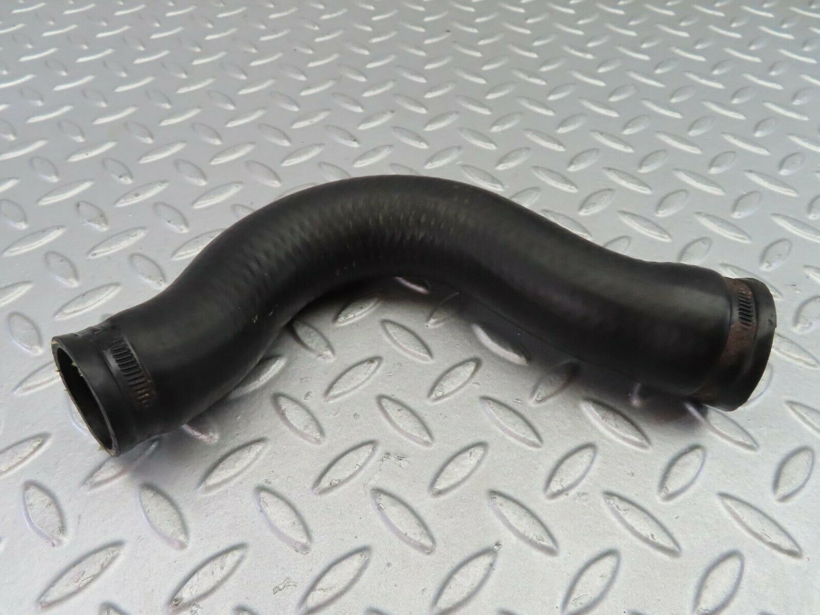 7540 Mercedes-Benz S123 230TE Wagon Upper Radiator Hose 1235012382