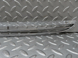 13082 Mercedes-Benz W111 220S Air Intake Chrome Grill