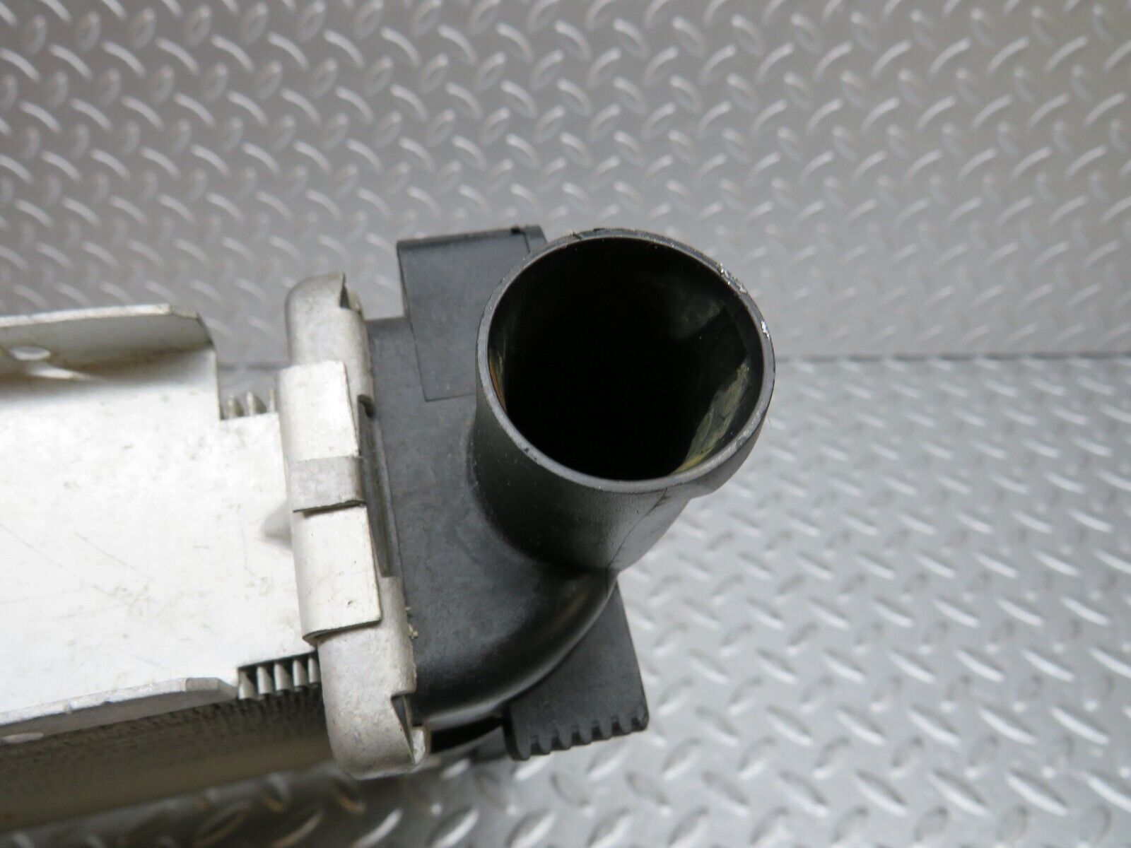 30894 Mercedes-Benz W201 190E 2.0L Engine Coolant Radiator RA 0170130