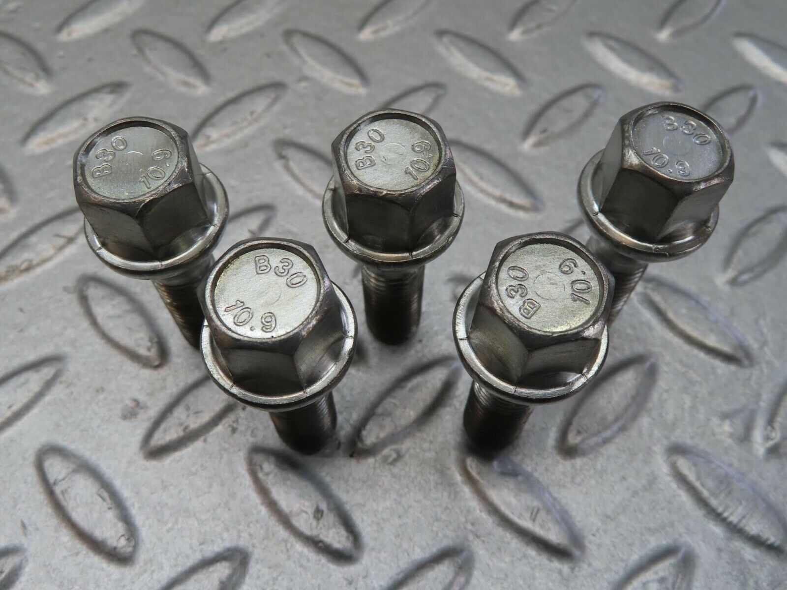 13223 Mercedes-Benz 5x Alloy Wheel Lug Bolt M12x1.5