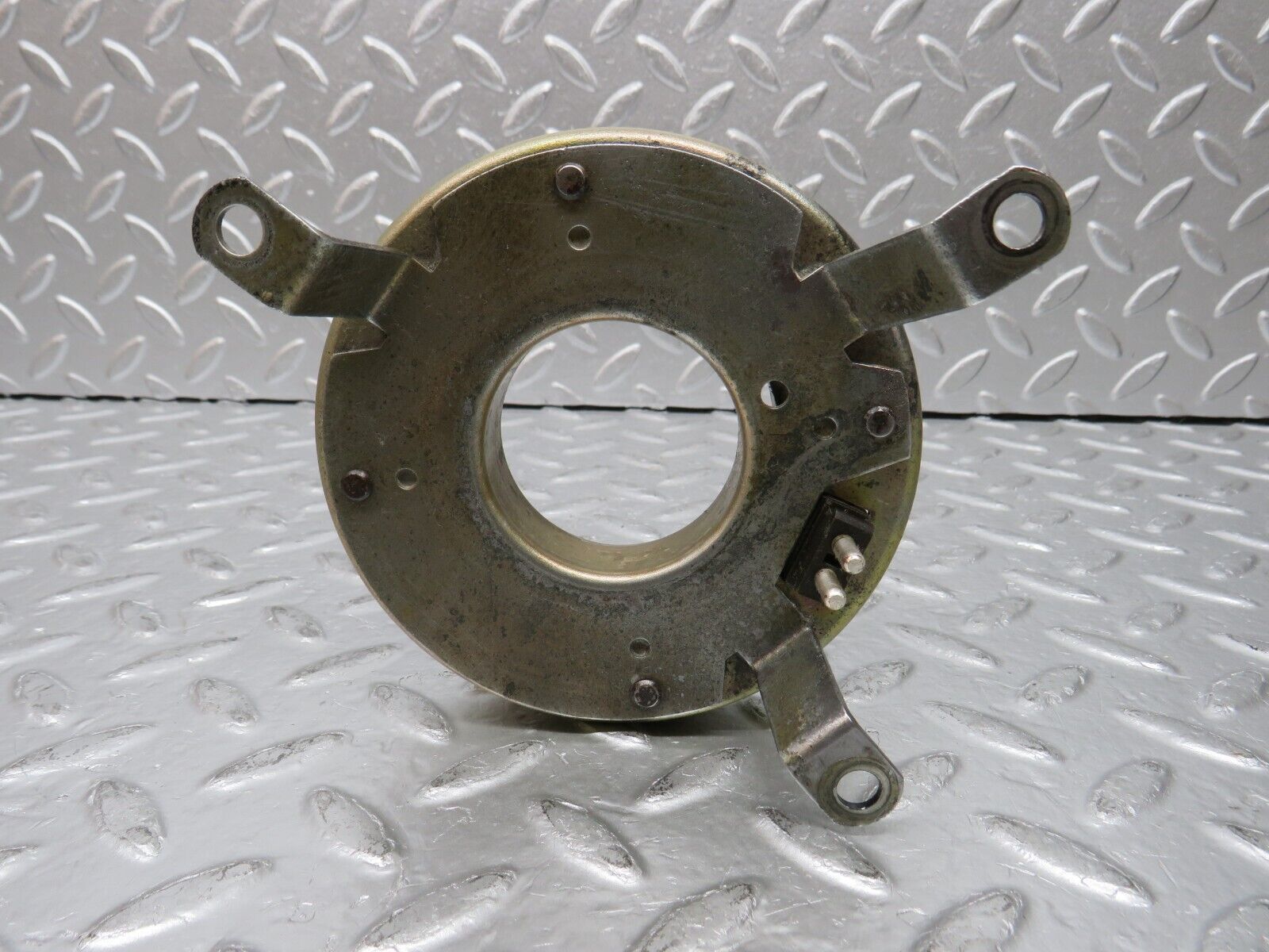 30800 Mercedes-Benz W201 190E 2.0L Electromagnetic Fan Clutch 1022000477