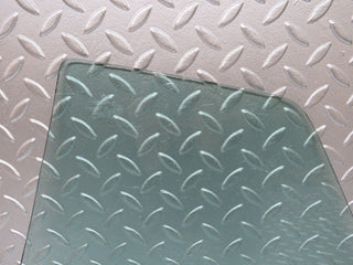 30083 Porsche 924 Rear Right Window Glass