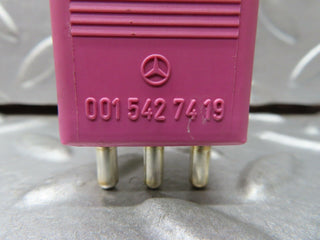 W140 Coupe multi purpose relay used OEM