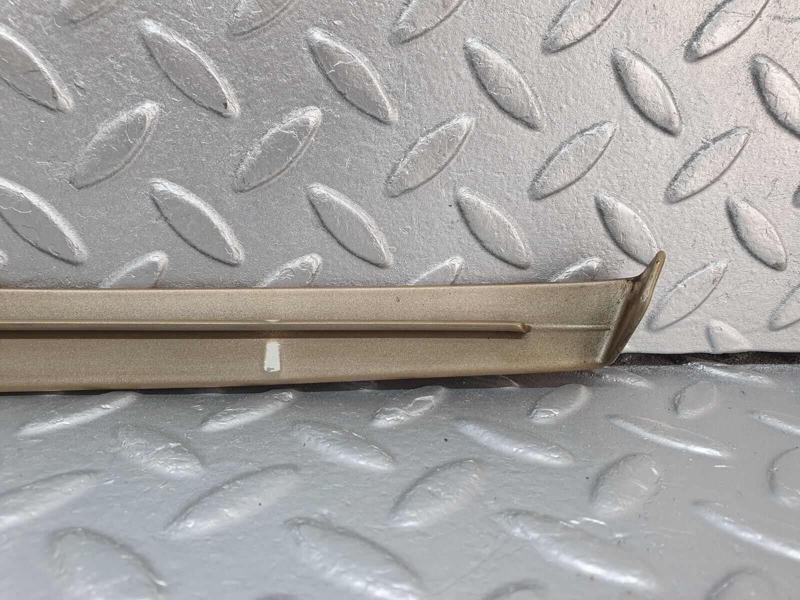 41489 Mercedes-Benz W124 200E B Pillar Exterior Trim Left Side