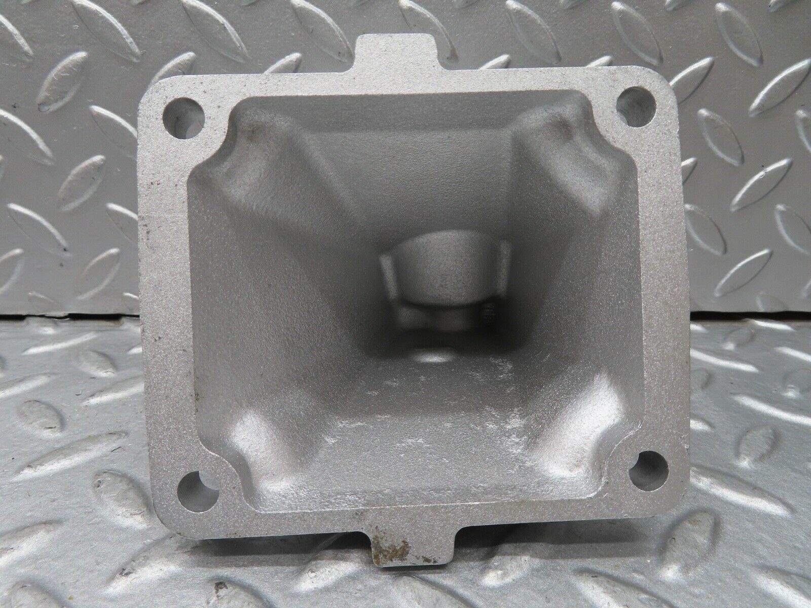 17303 Mercedes-Benz R129 300SL Coupe Engine Mount Bracket Right Side