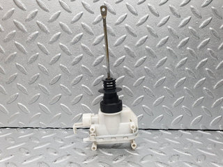 41010 Mercedes-Benz W126 300SE Front Left Door Lock Vacuum Actuator