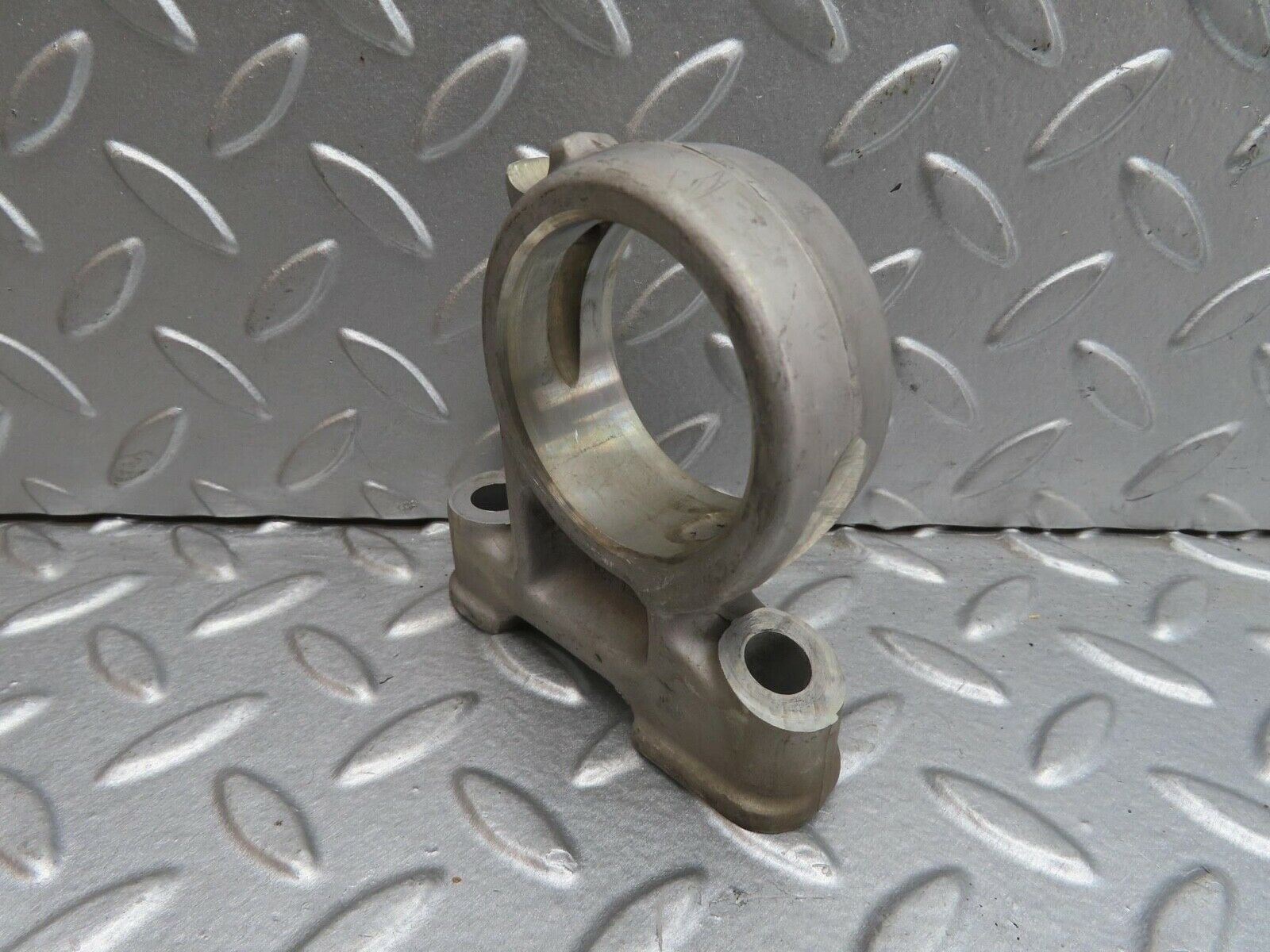 13733 Mercedes-Benz R107 450SL Camshaft Tower Bearing 1160512712