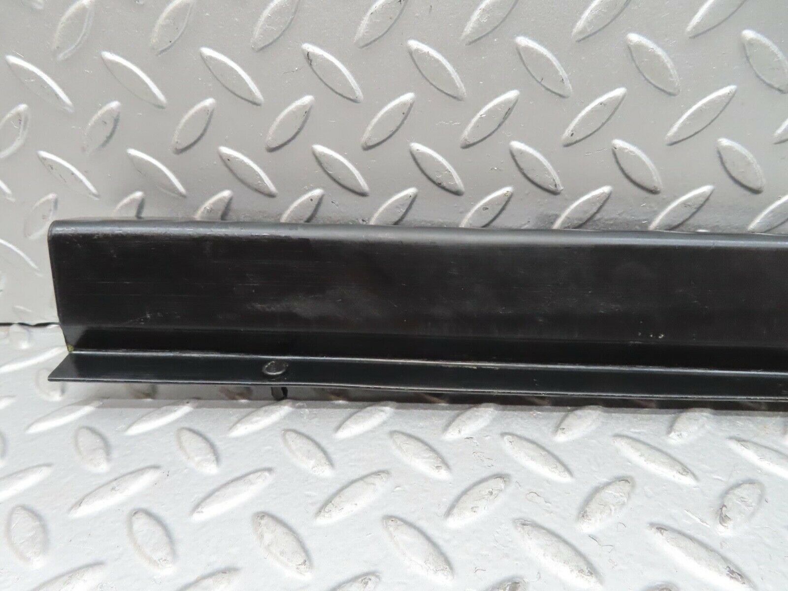 15866 Mercedes-Benz W123 280E Front Right Cable Channel Cover