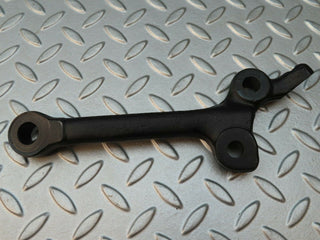 4051 Mercedes-Benz S123 200T Wagon Steering Arm