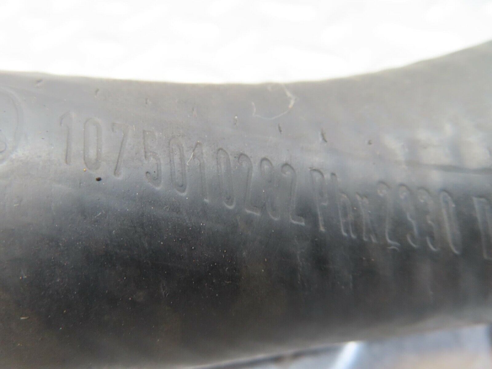 14135 Mercedes-Benz C107 280SLC Radiator Coolant Hose 1075010282