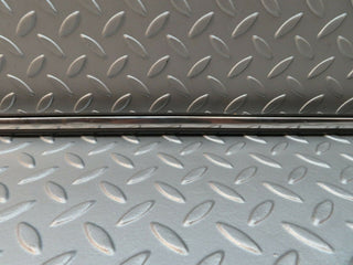 3451 Mercedes-Benz W108 280SE Centre Fender Wing Chrome Trim Front Left