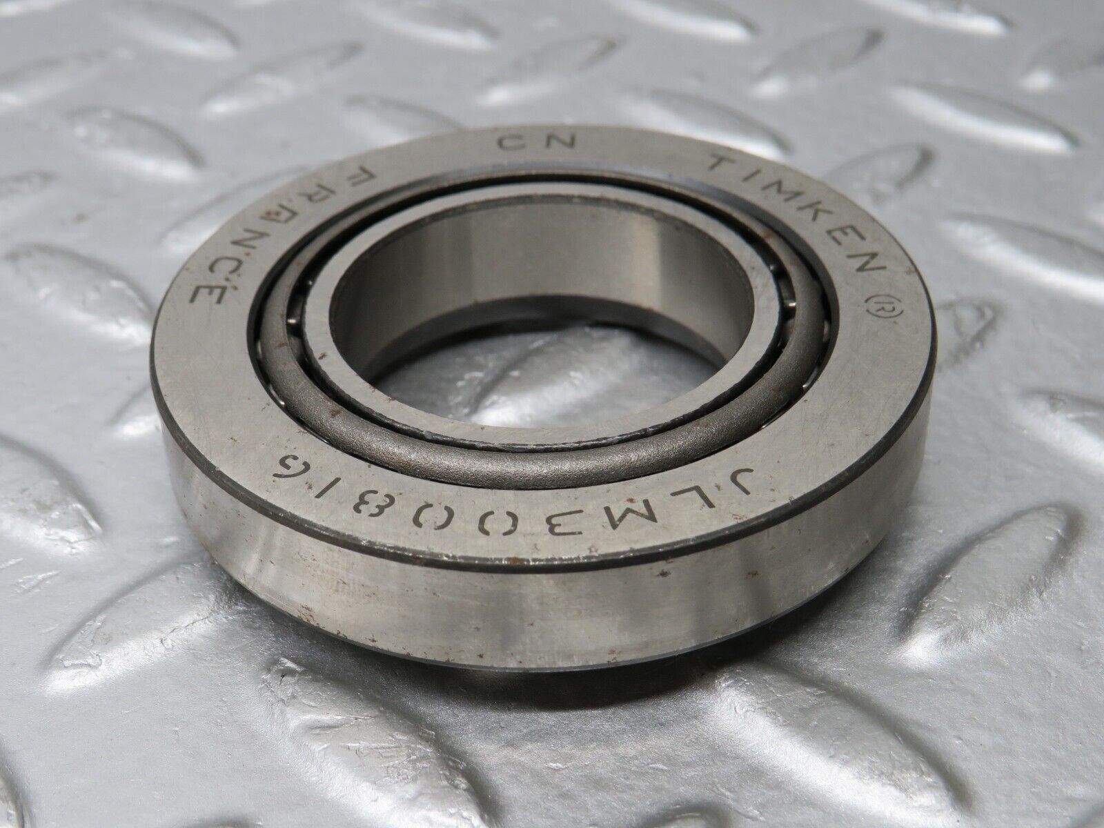 38201 Mercedes-Benz Tapered Roller Bearing TIMKEN JLM300816 New  