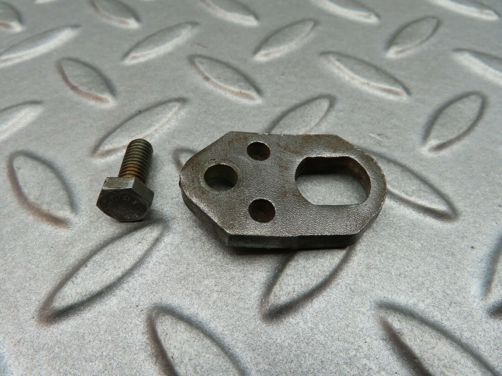 5127 Mercedes-Benz R107 350SL Coupe Fuel Injector Bracket