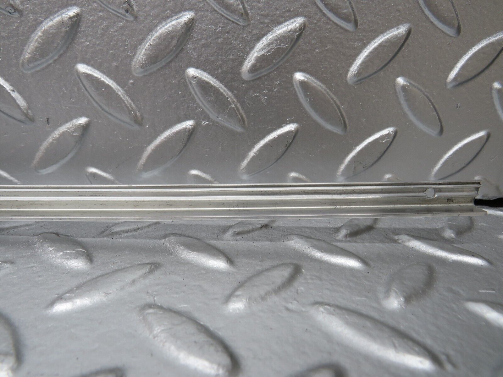 30774 Mercedes-Benz W201 190E 2.0L Sunroof Chrome Trim