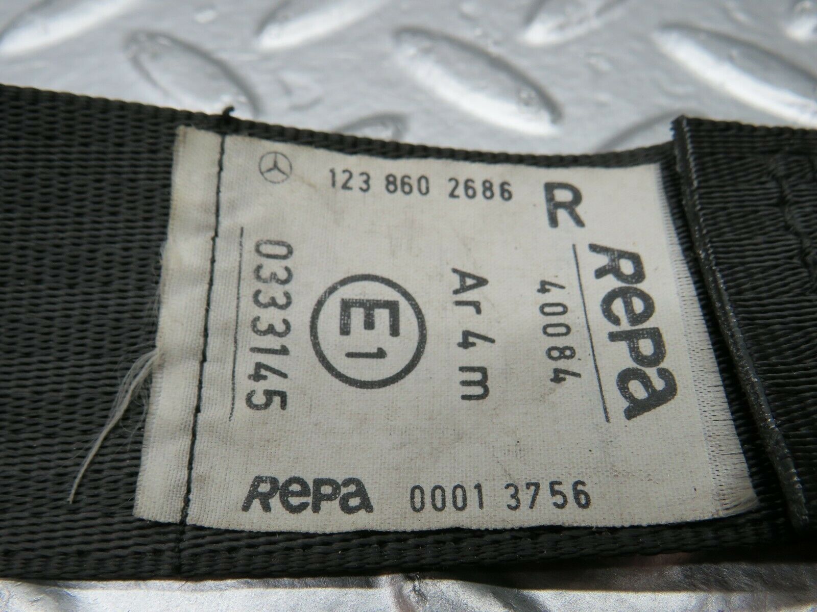 24098 Mercedes-Benz W123 280E Front Right Seat Belt With Buckle 1238602686
