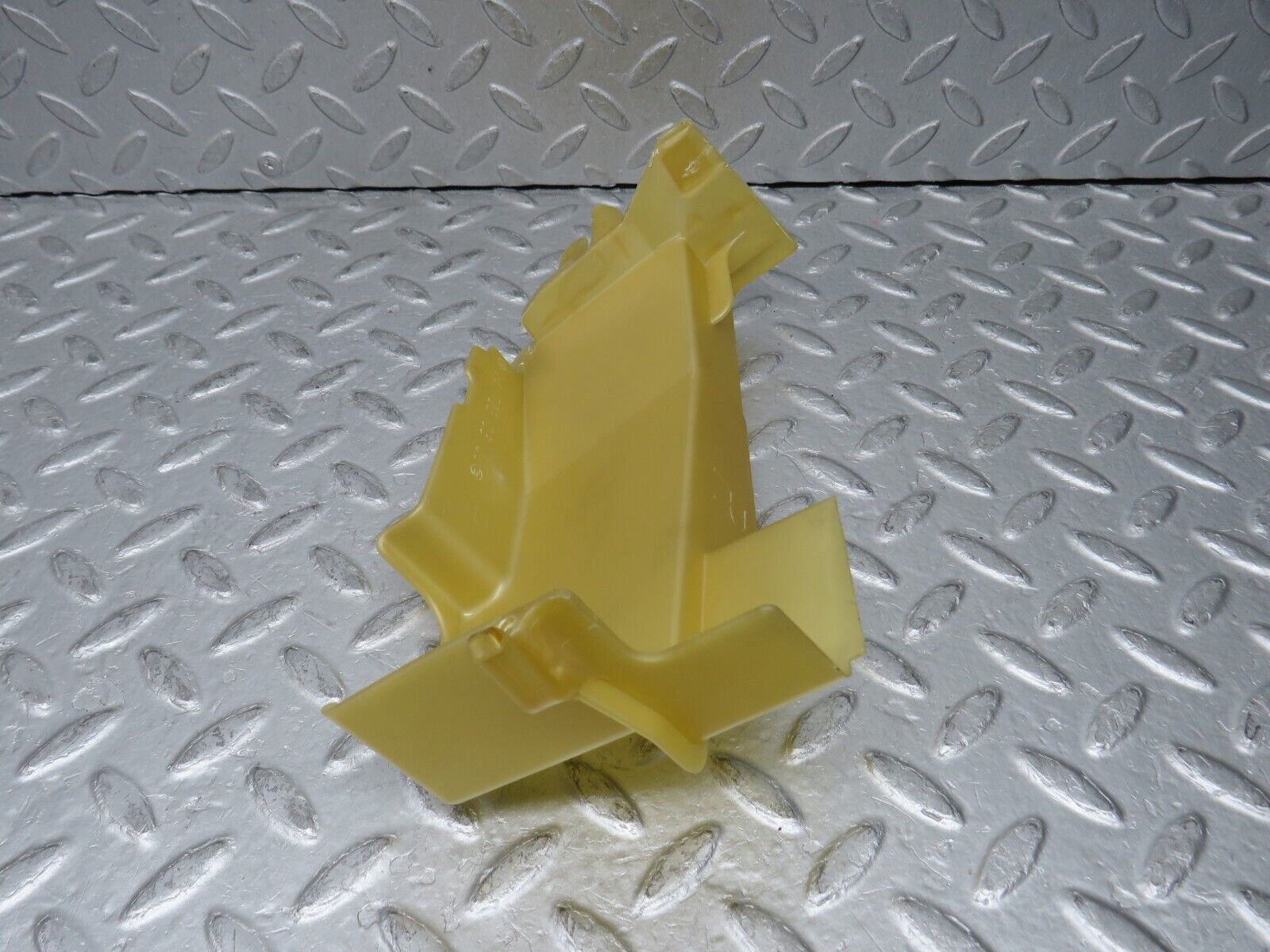 37775 Mercedes-Benz A124 320E Cabriolet Right Door Lock Mechanism Cover 1247230608