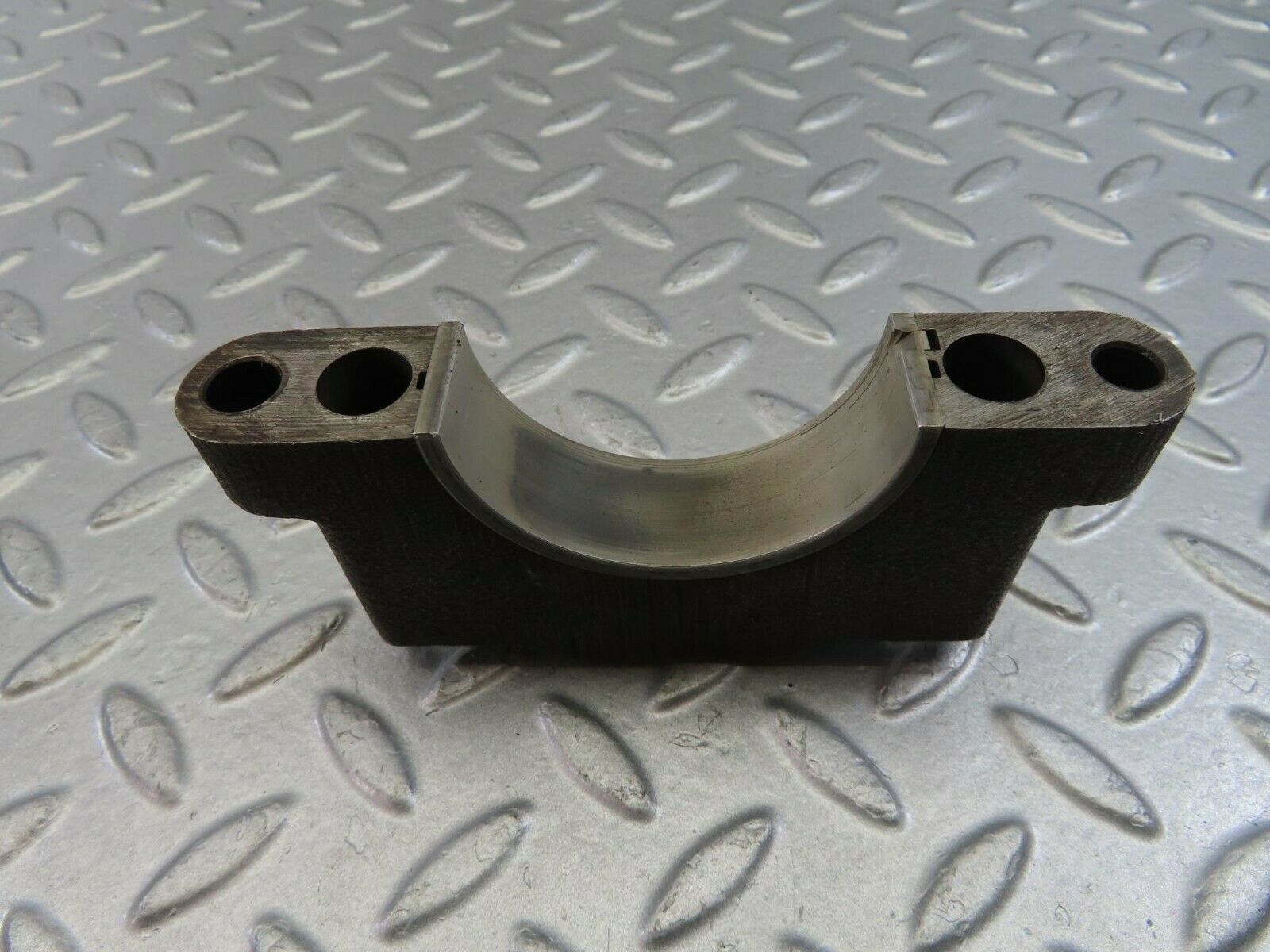 9875 Mercedes-Benz C123 280CE Coupe Crankshaft Bearing Holder Block 1080110211