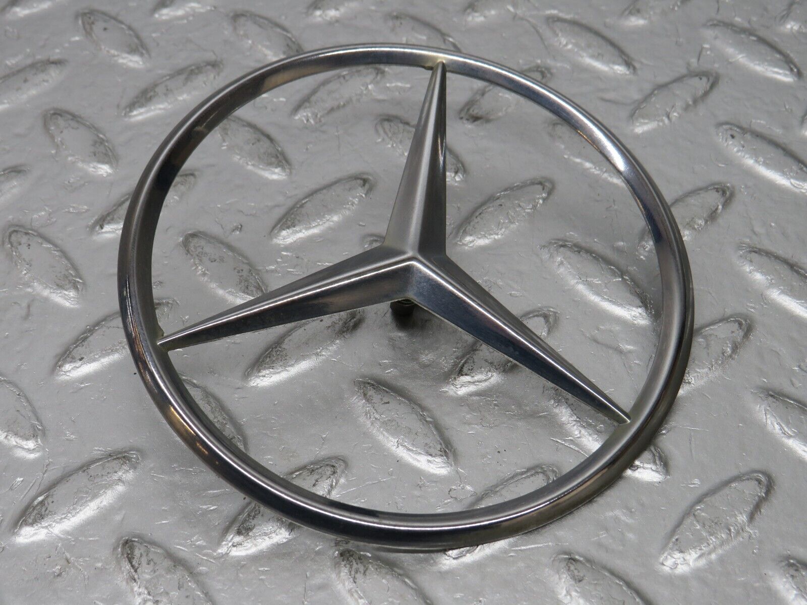 34355 Mercedes-Benz C126 380SEC Coupe Trunk Boot Lid Emblem  1267580058