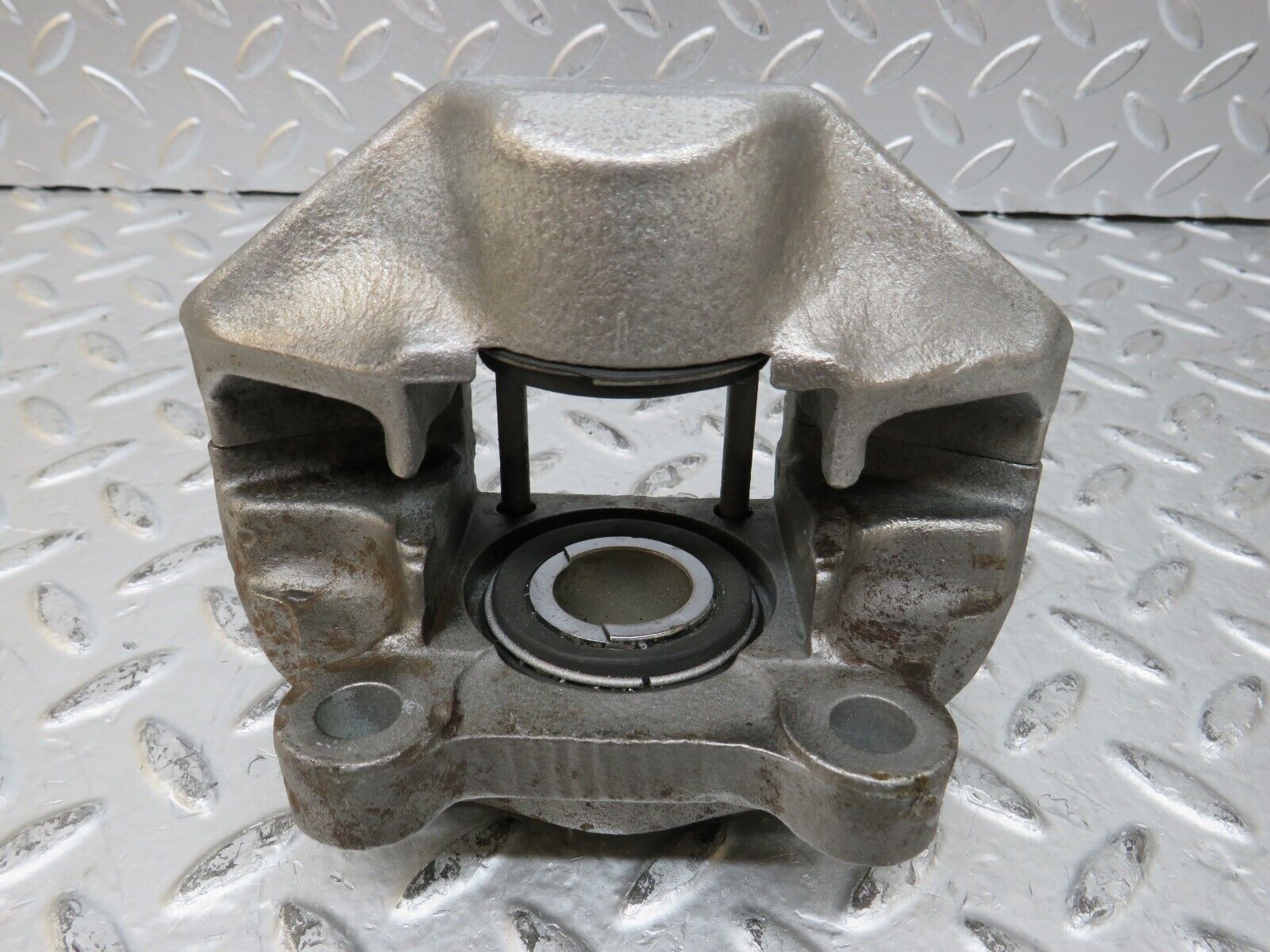 26657 Mercedes-Benz W116 450SE Rear Left Brake Caliper ATE 38