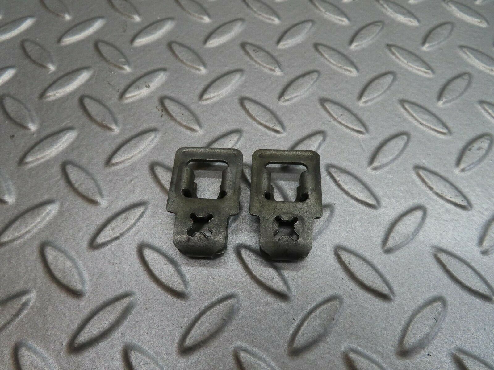 12176 Mercedes-Benz R129 300SL Coupe Fuel Injector Bracket