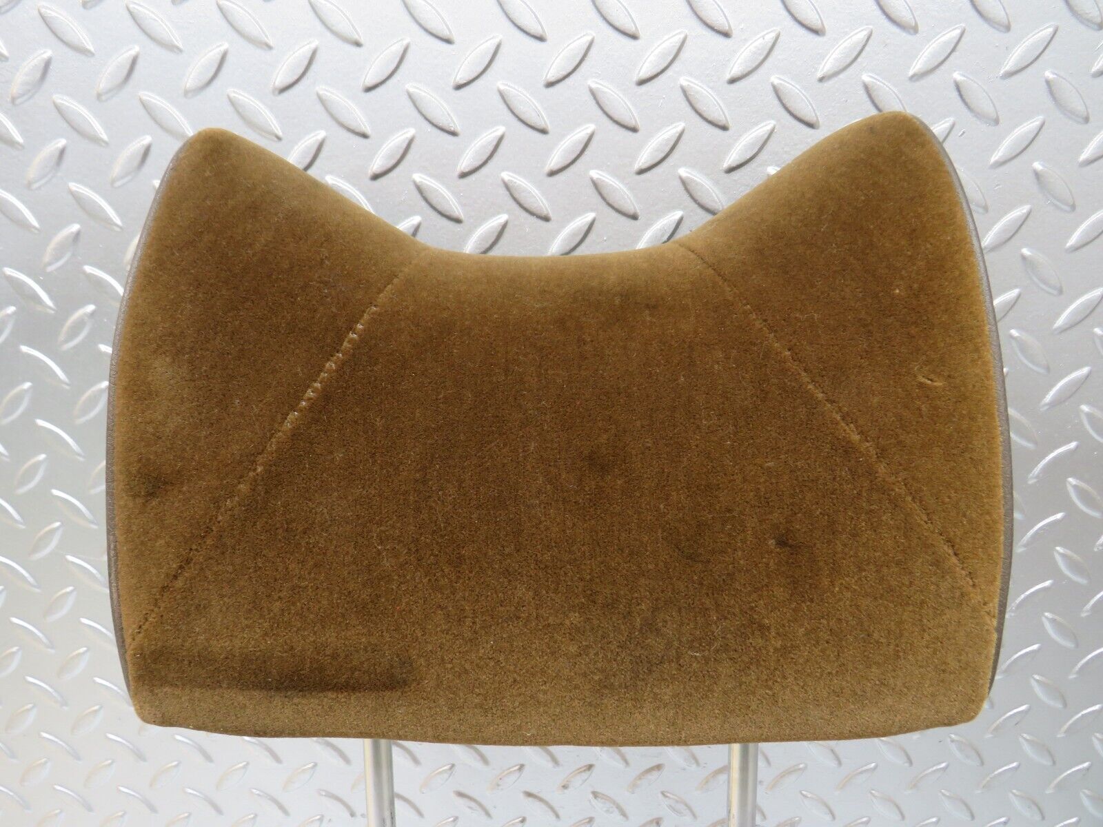 26315 Mercedes-Benz W116 450SE Front Headrest Brown