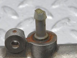 31407 Mercedes-Benz S124 220TE Wagon Clutch Master Cylinder