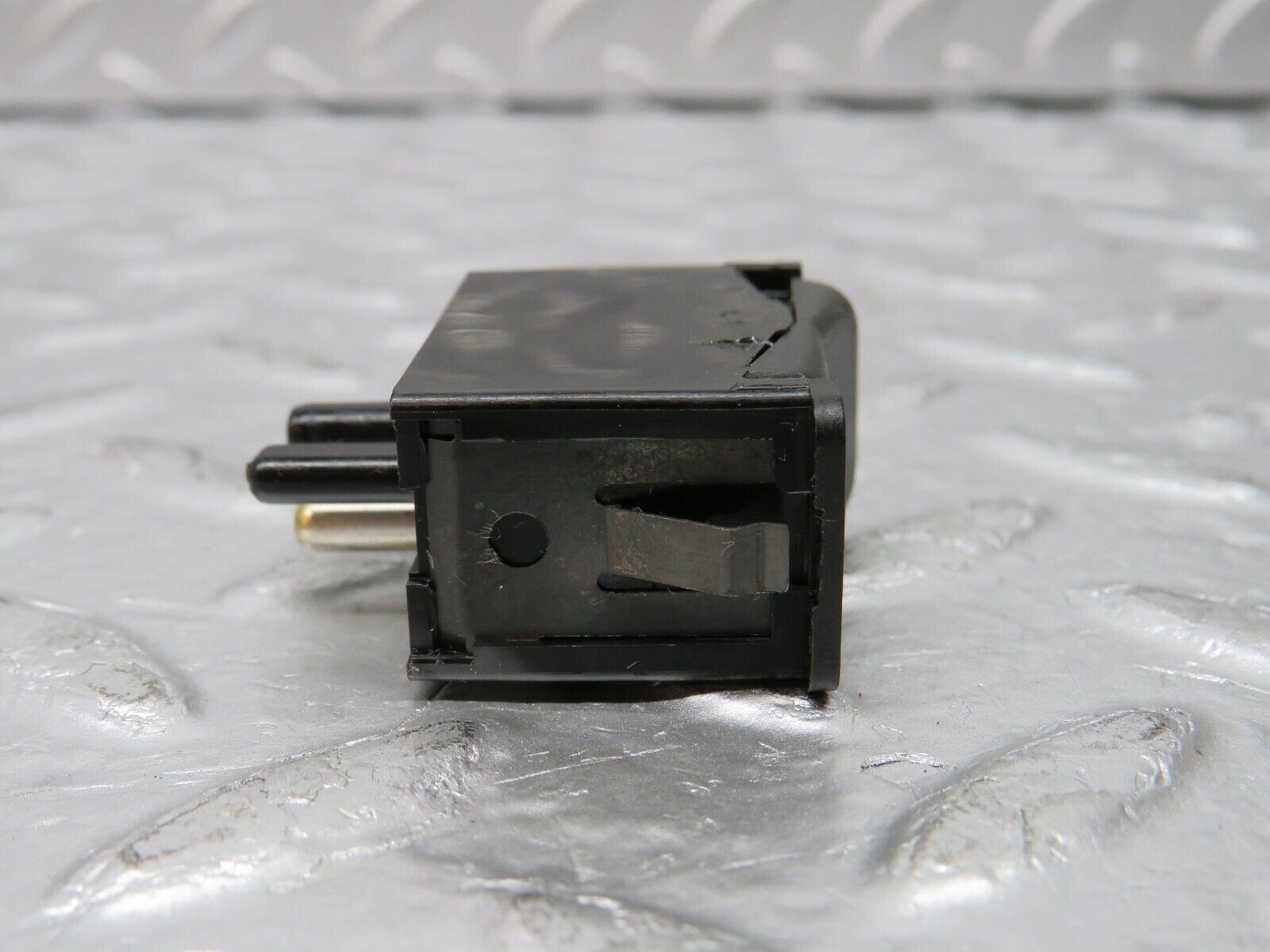 30695 Mercedes-Benz W201 190E 2.0L Interior Dome Light Switch 0008205810