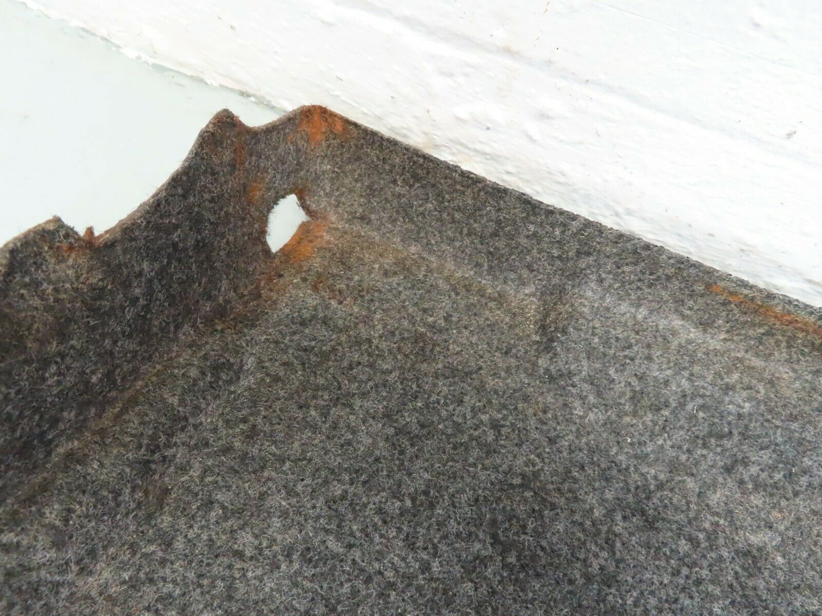 6671 Mercedes-Benz S124 E220 Wagon Floor Carpet