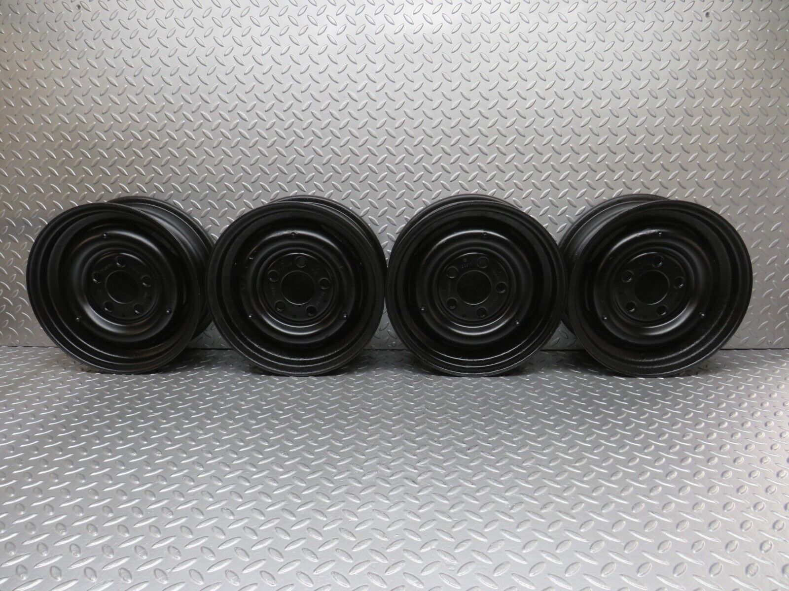 40273 Mercedes-Benz Steel Wheel Set 5JKx13B 1104001102