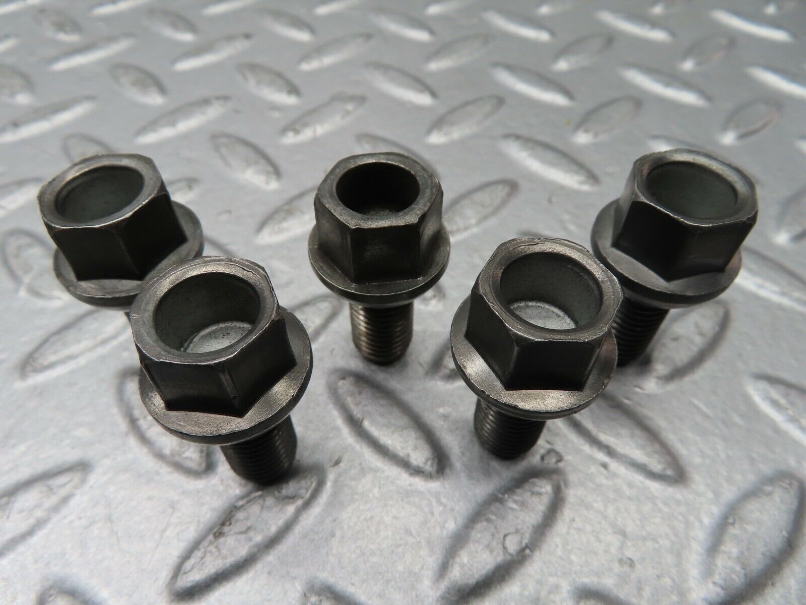 20534 Mercedes-Benz 5x Alloy Wheel Lug Bolt M12x1.5