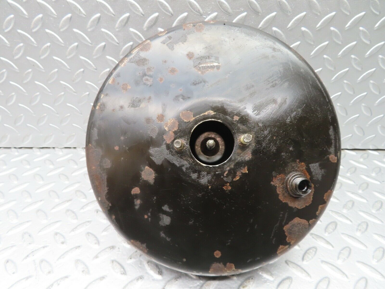 21296 Mercedes-Benz W123 230E Brake Booster Bendix
