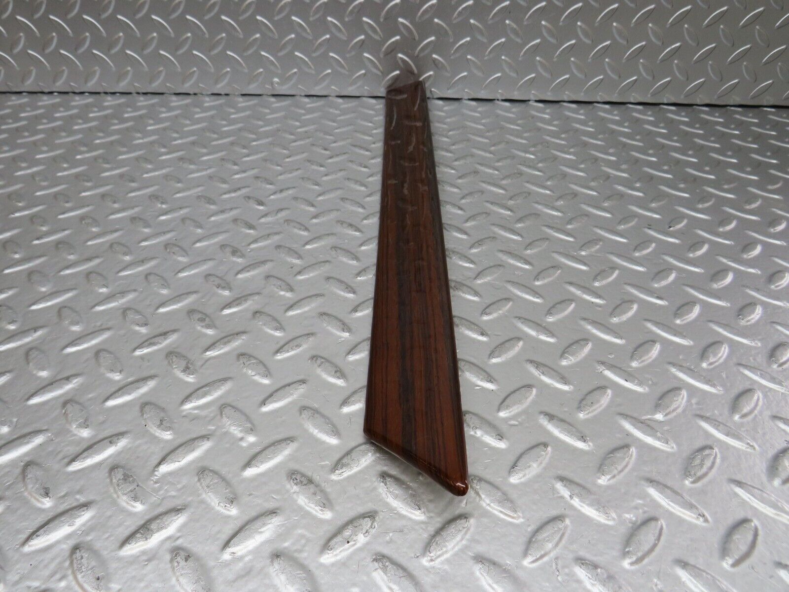 25104 Mercedes-Benz W124 Rear Right Door Card Wood Trim