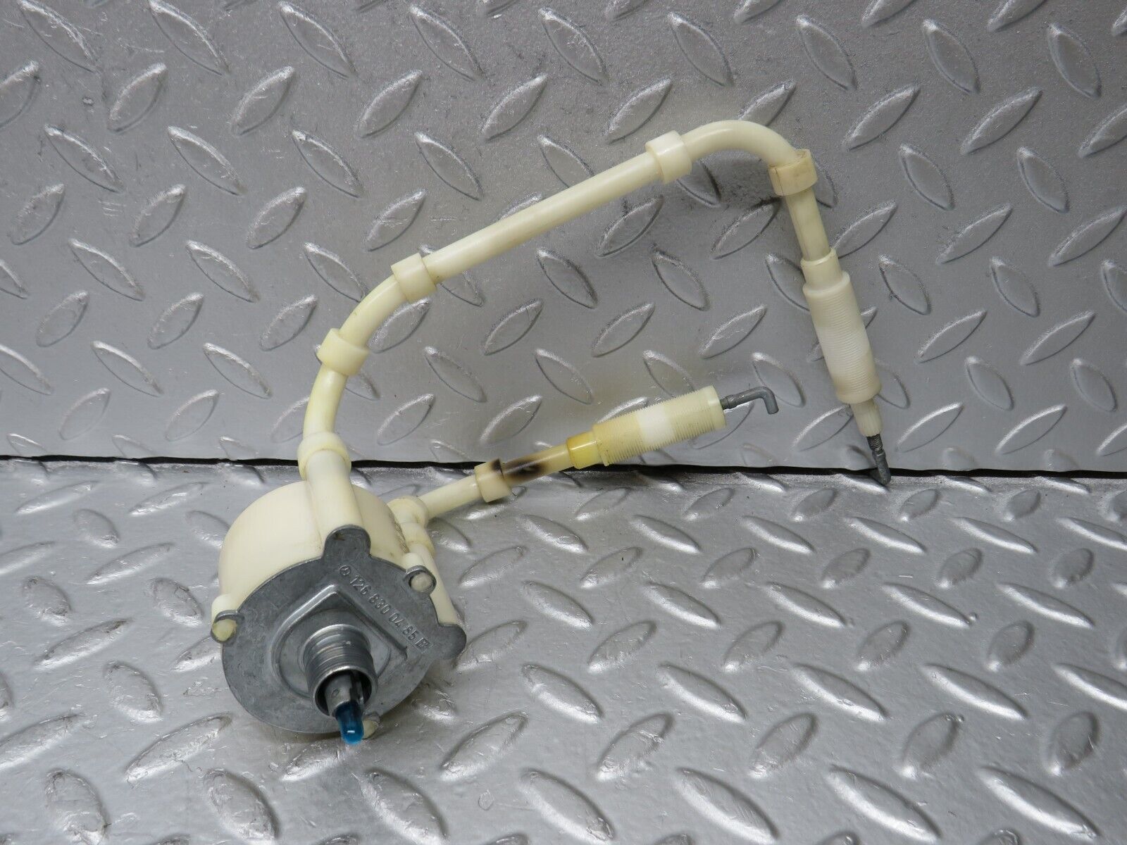 36151 Mercedes-Benz W126 420SE Heater Regulator 1268300485