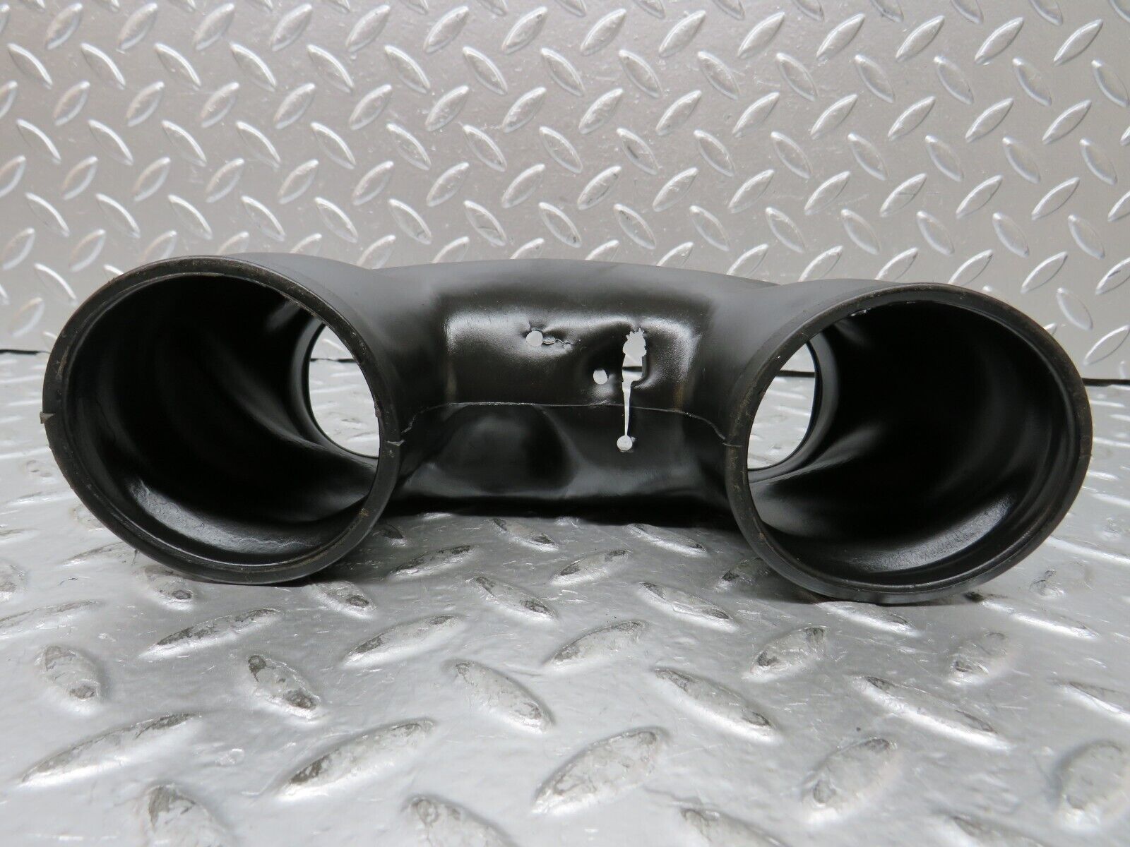 26988 Mercedes-Benz W123 240D Air Duct Rubber Hose 1238320988