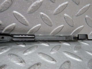 W124 Cabriolet wiper arm used OEM