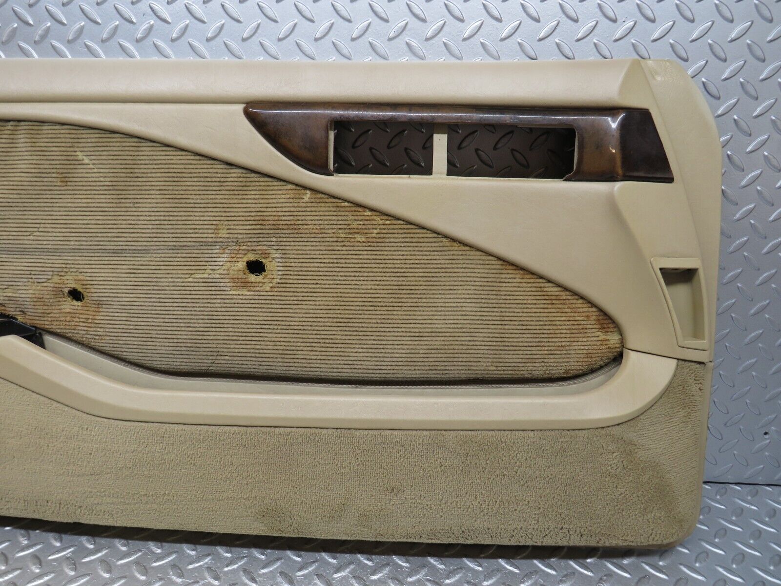37071 Mercedes-Benz C126 420SEC Coupe Left Door Card Panel 1267270770
