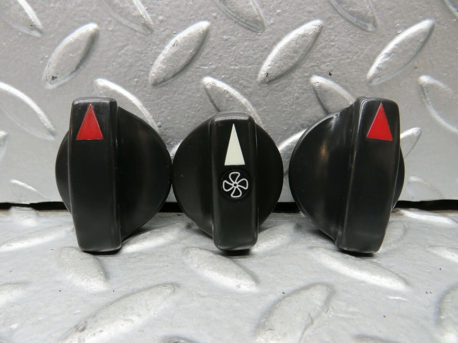 21874 Mercedes-Benz W123 Heater Control Knob Set
