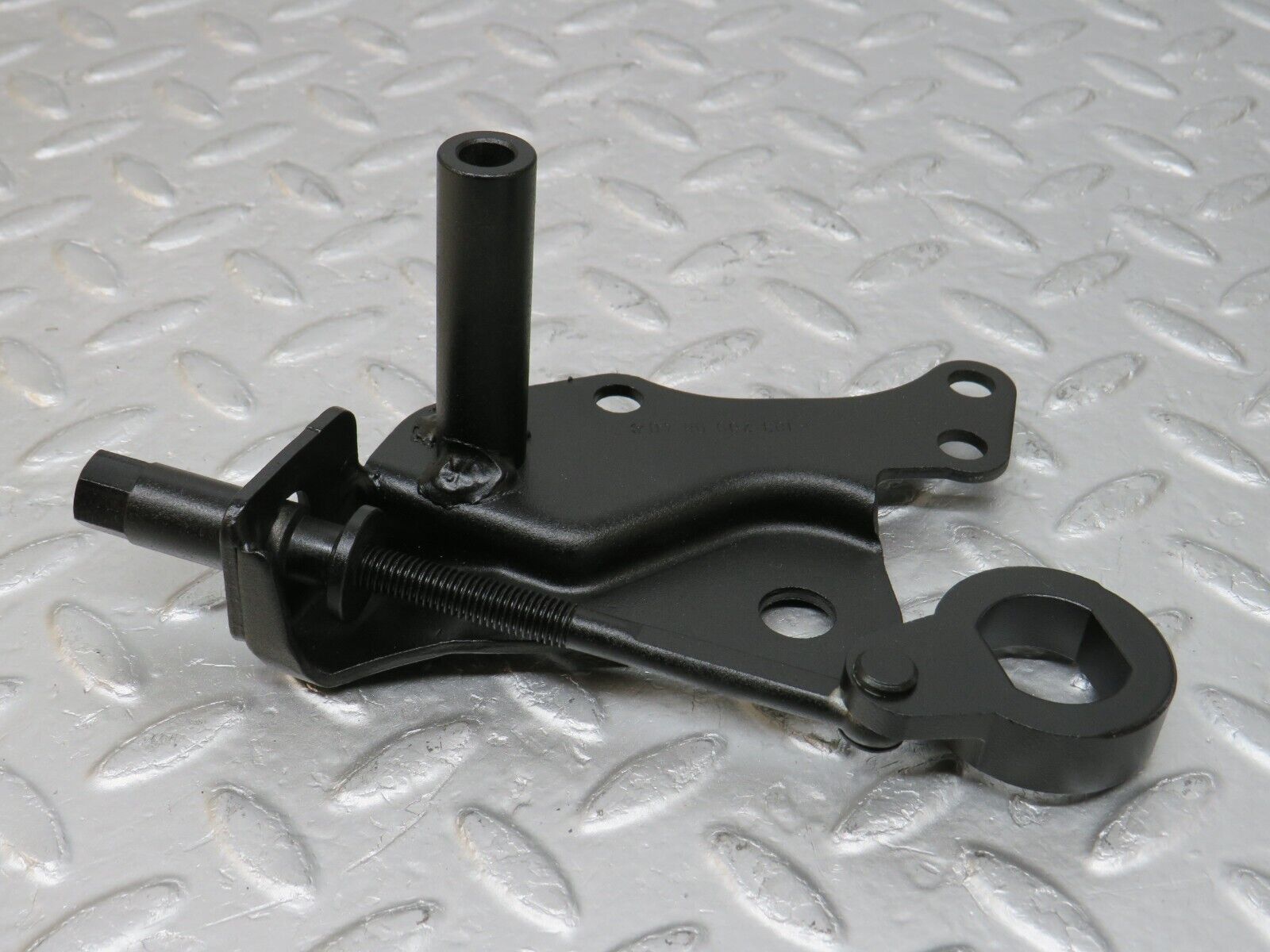 34678 Mercedes-Benz W124 260E Belt Tensioner 1032000640