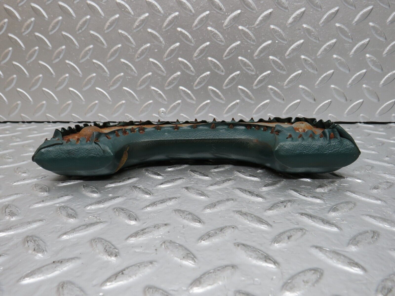 0250 Mercedes-Benz W120 Ponton Arm Rest Top Pad Green