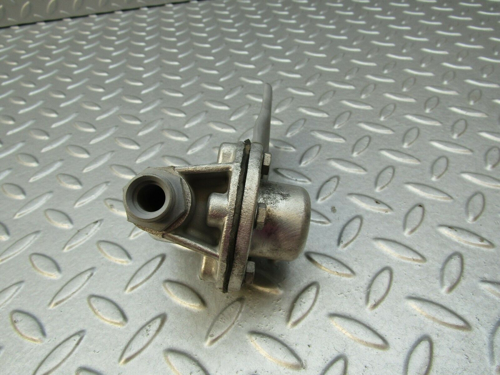 3346 Mercedes-Benz W116 350SE Oil Pressure Damper 1161870494