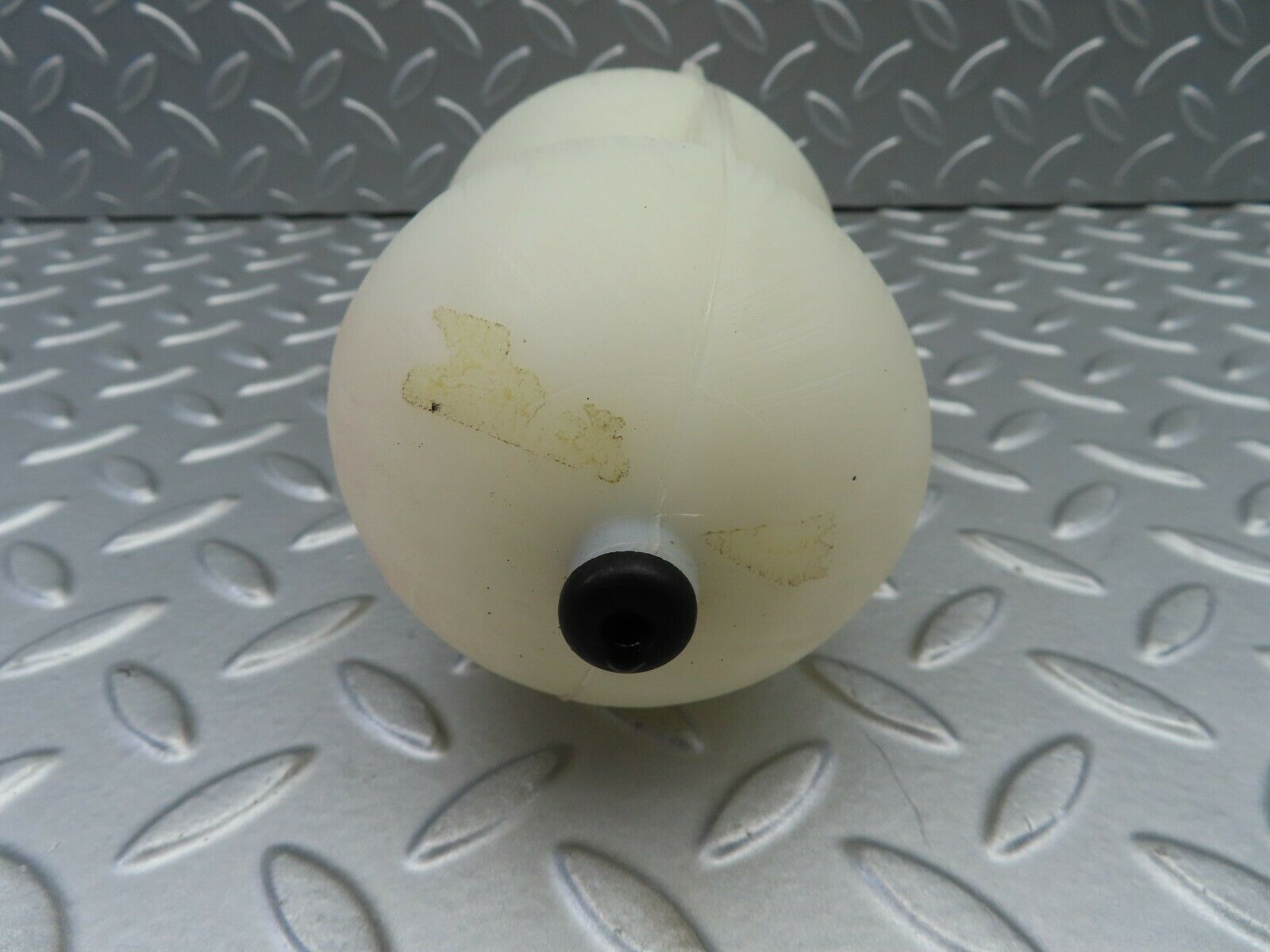 6745 Mercedes-Benz S124 E220 Wagon Vacuum Reservoir