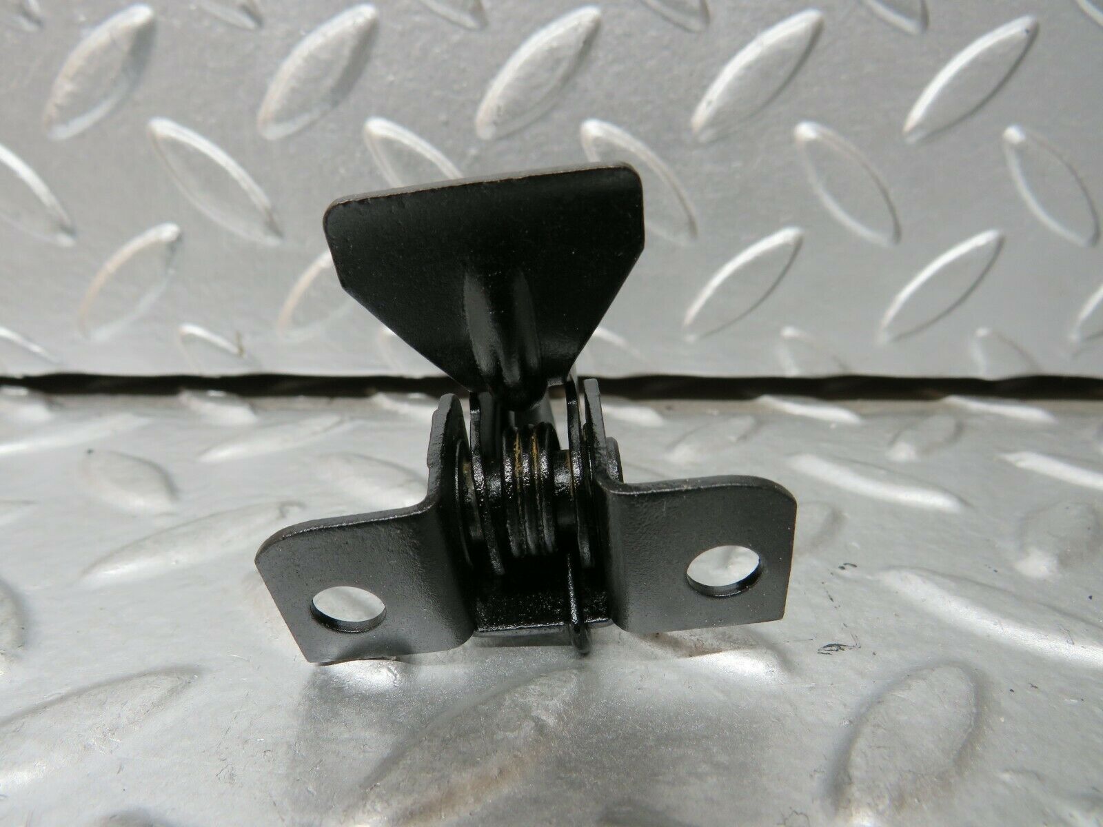 23622 Mercedes-Benz W114 280E Bonnet Safety Latch