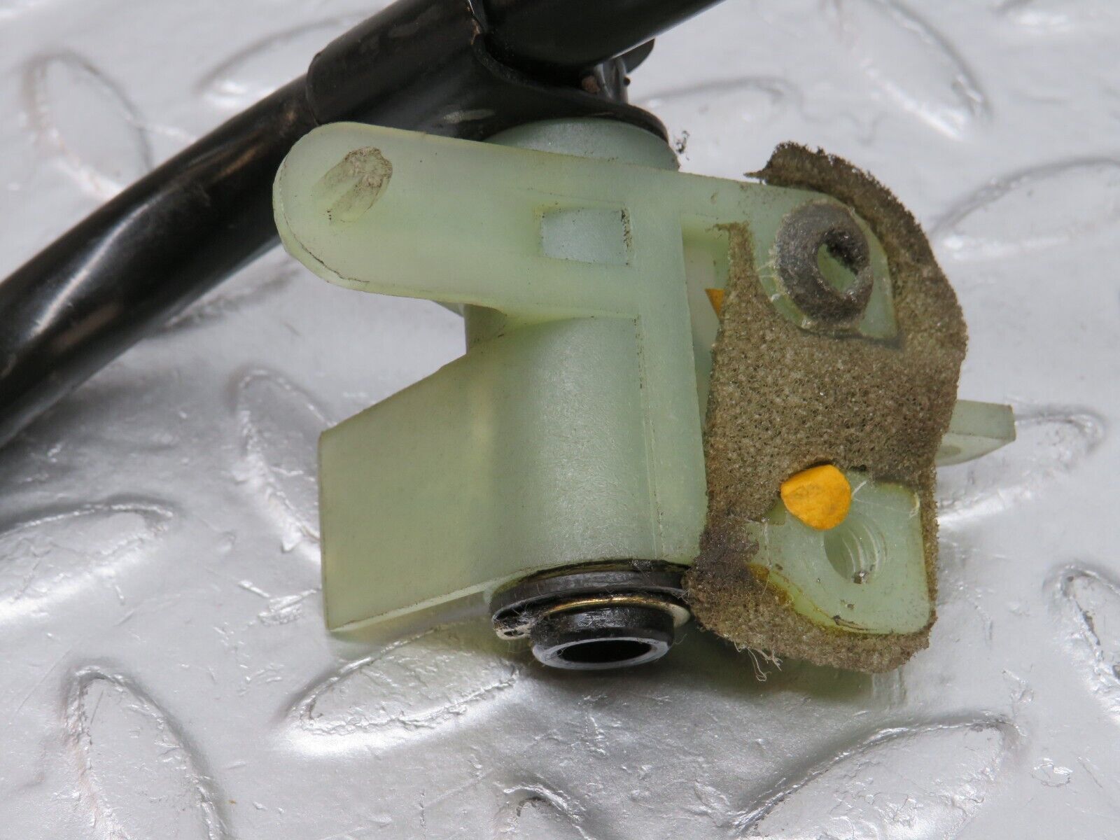 34094 Mercedes-Benz W124 260E Accelerator Pedal Linkage 2013010218