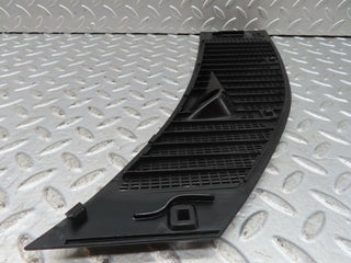 W123 air intake grill left lhd used OEM