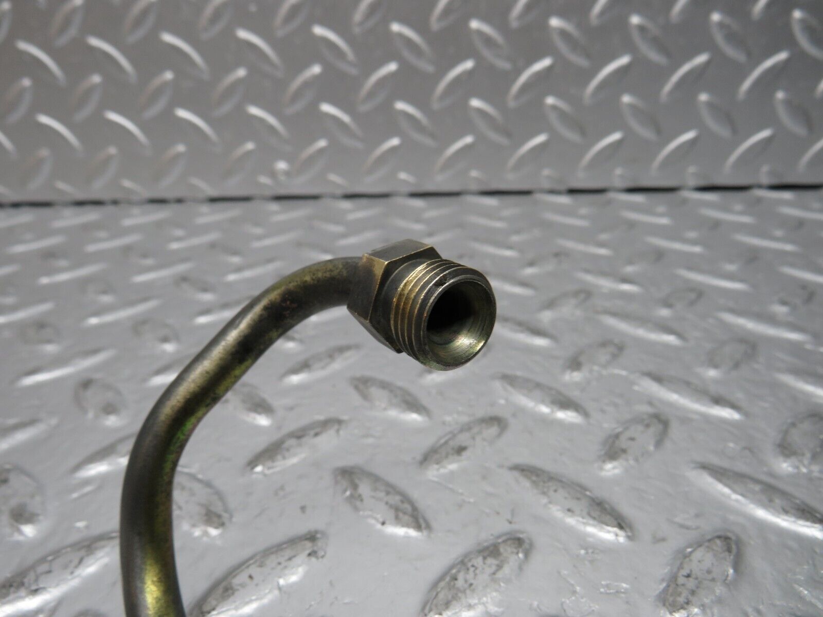 31505 Mercedes-Benz S124 220TE Wagon Fuel Hose Pipe