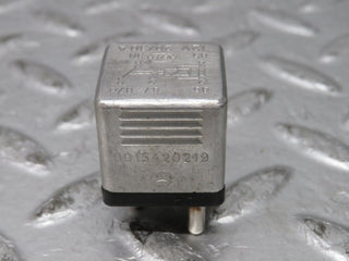 32055 Mercedes-Benz W123 230E Multi Purpose Relay 0015420219